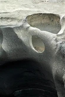 Shield: Pothole in Riverbed