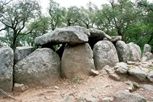 Selva: Prehistoric Art. Dolmen (gravestone) of