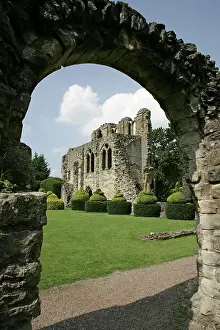 Paul Felix: Priory ruins (Anglo-Saxon monastery was founded