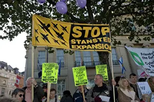 Aeroplane: Protesters carrying with Cheap Flights Cost the