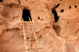 Ladders: Pueblo Ruins - cave dwelling in Frijoles Canyon