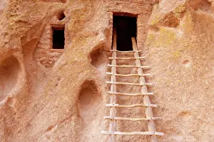 Ladders: Pueblo Ruins - cave dwelling in Frijoles Canyon