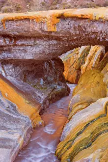 Puente: Puente del Inca - natural rock bridge