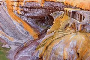 Puente: Puente del Inca - natural rock bridge