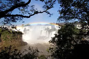 Cascading: Puerto Iguazu, Argentina. The breathtaking