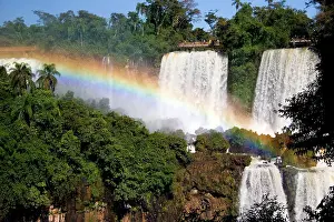 Cascading: Puerto Iguazu, Argentina. The breathtaking