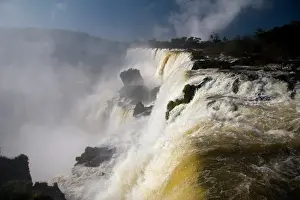 Cascading: Puerto Iguazu, Argentina. The breathtaking