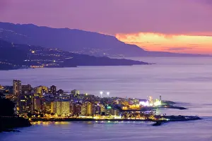 Howse: Puerto de la Cruz, evening, Tenerife, Canary Islands