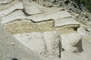 Layered: Pumice Layers