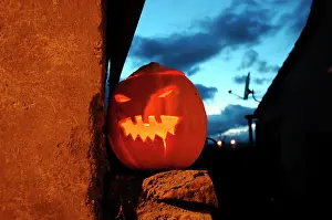 Candle: Pumpkin carved for Halloween