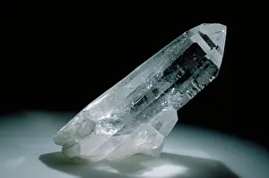 Dioxide: Quartz crystal