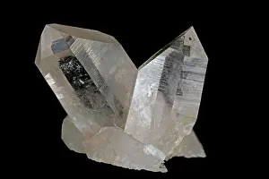 Dioxide: Quartz (SiO2 - silicon dioxide) - the most common