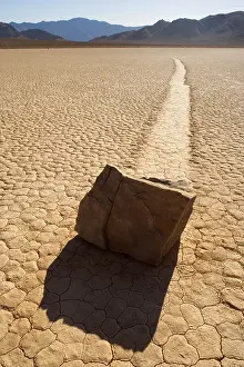 Sliding: The Racetrack - mysterious sliding rocks of the