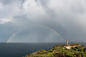 Lines: Rainbow over the Cap Bsar lighthouse, Pyrsnses-O