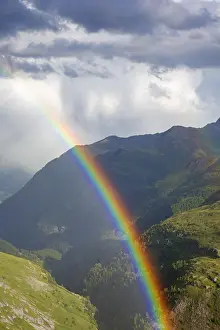 Prismatic: Rainbow over the Mnlltal, Moelltal valley, Hohe