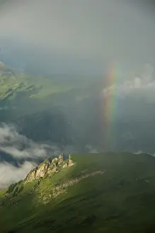 Grindelwald: Rainbow over slopes below Faulhorn, Bernese
