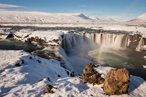 Northeastern: Rainbow at the waterfall G&, xf0866;oss, Godafoss