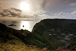 Rano: Rano Kau volcano, 400 metres, 1312 feet high. Easter