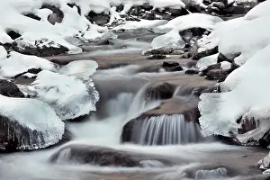 Rapids: Rapids through mountain stream