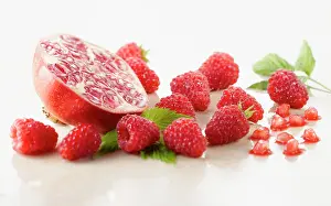 Idaeus: Raspberry, Rubus idaeus cultivar and Pomegranate