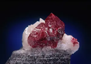 Monoclinic: Realgar on Quartz