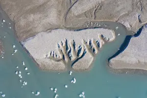 Change: Recherchebreen aerial