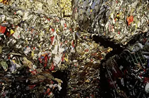 Packaging: Recycling beverage cans