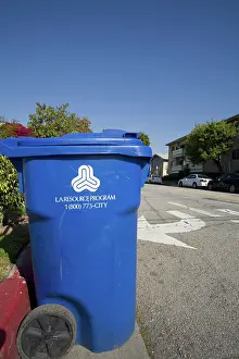 Recycling: Recycling Bin