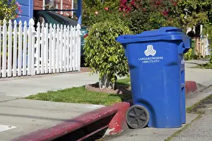 Recycling: Recycling Bin