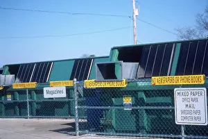 Facility: Recycling Bins
