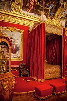 Wealth: Red bed chamber at Chateau de Versailles