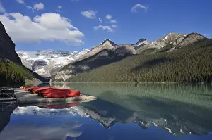 Boats: Red canoes at Lake Louise, Banff National Park