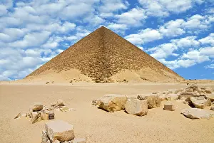 Triangle: The Red Pyramid (Senefru or Snefru Pyramid)