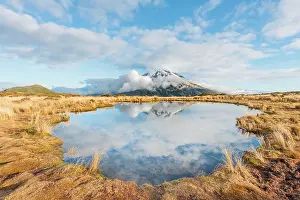 Howse: Reflection in Pouakai Tarn, stratovolcano Mount