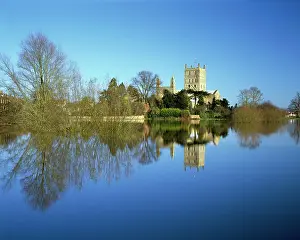 Floods: Reflections in the flood water from the river Avon around th