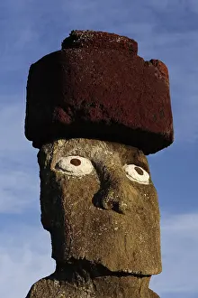 Tonnes: Restored moai with top-knot, on Ahu Ko Te Riku
