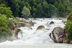 Rheinfall: Rhine Falls (Rheinfall) at Schaffhausen - the largest