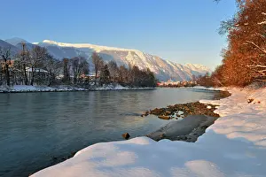 Townsmall: River Inn in winter, Stanser-Joch and Rofan Mountains