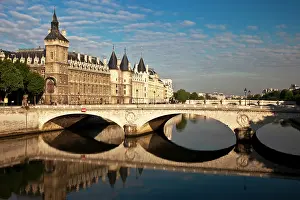Prison: River Seine, the Concierge and Pont au Change