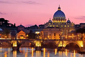 Sant: River Tiber, Ponte Sant Angelo and St. Peter's