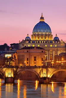 Sant: River Tiber, Ponte Sant Angelo and St. Peter's