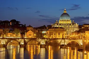 Sant: River Tiber, Ponte Sant Angelo and St. Peter's