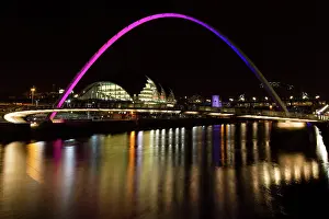 Millennium: River Tyne Millennium Bridge - at night
