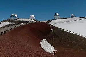 Mauna: Road to Mauna Kea Gemini Observatory, Mauna Kea