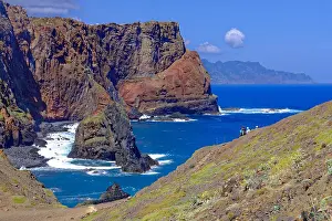 Portuguese: Rock Bay, East Coast, Atlantic Ocean, Nature Res