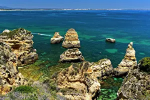 Praia: Rock formations at Camilo beach, Praia do Camilo