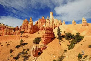Bryce: Rock formations on the Peckaboo Trail, Bryce Canyon