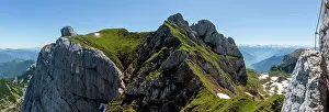 Rofan: Roikopf, 5-summit via ferrata, hike on the Rofan
