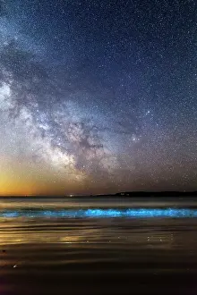 Milky: The rollers breaking on the beach of st Treac'h
