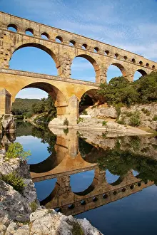Rhone: Roman bridge and aqueduct, Pont du Gard
